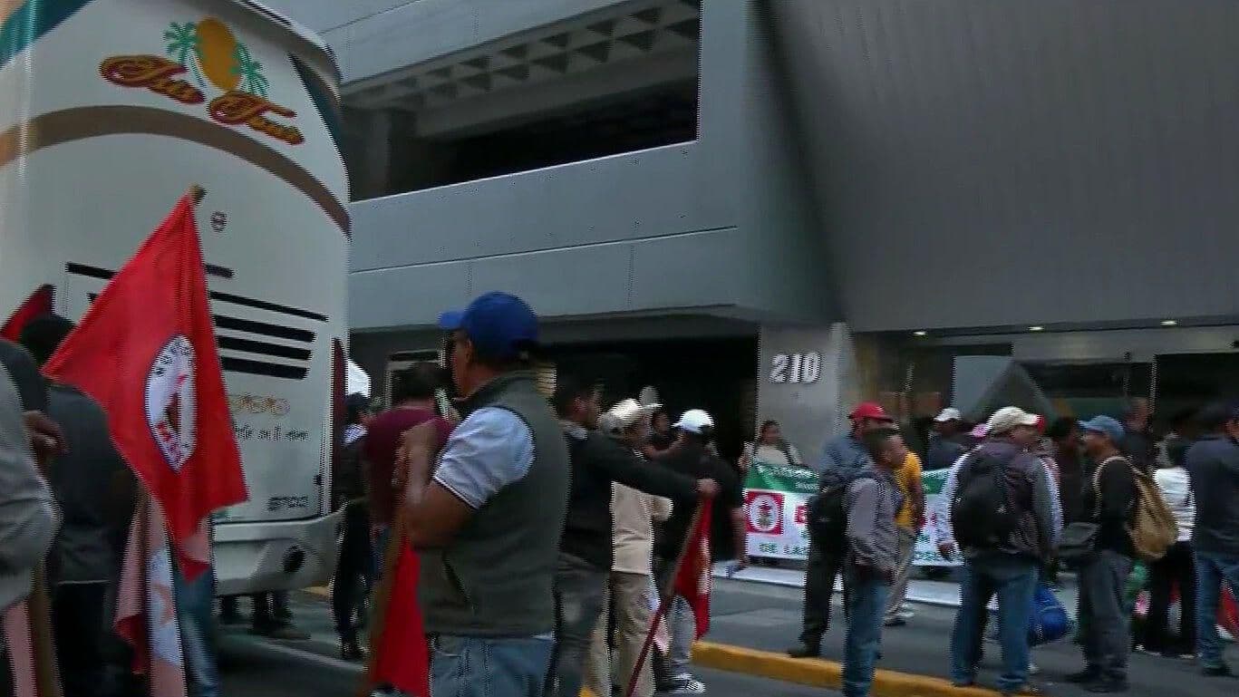 Campesinos Protestan en la Hipódromo Condesa, en CDMX