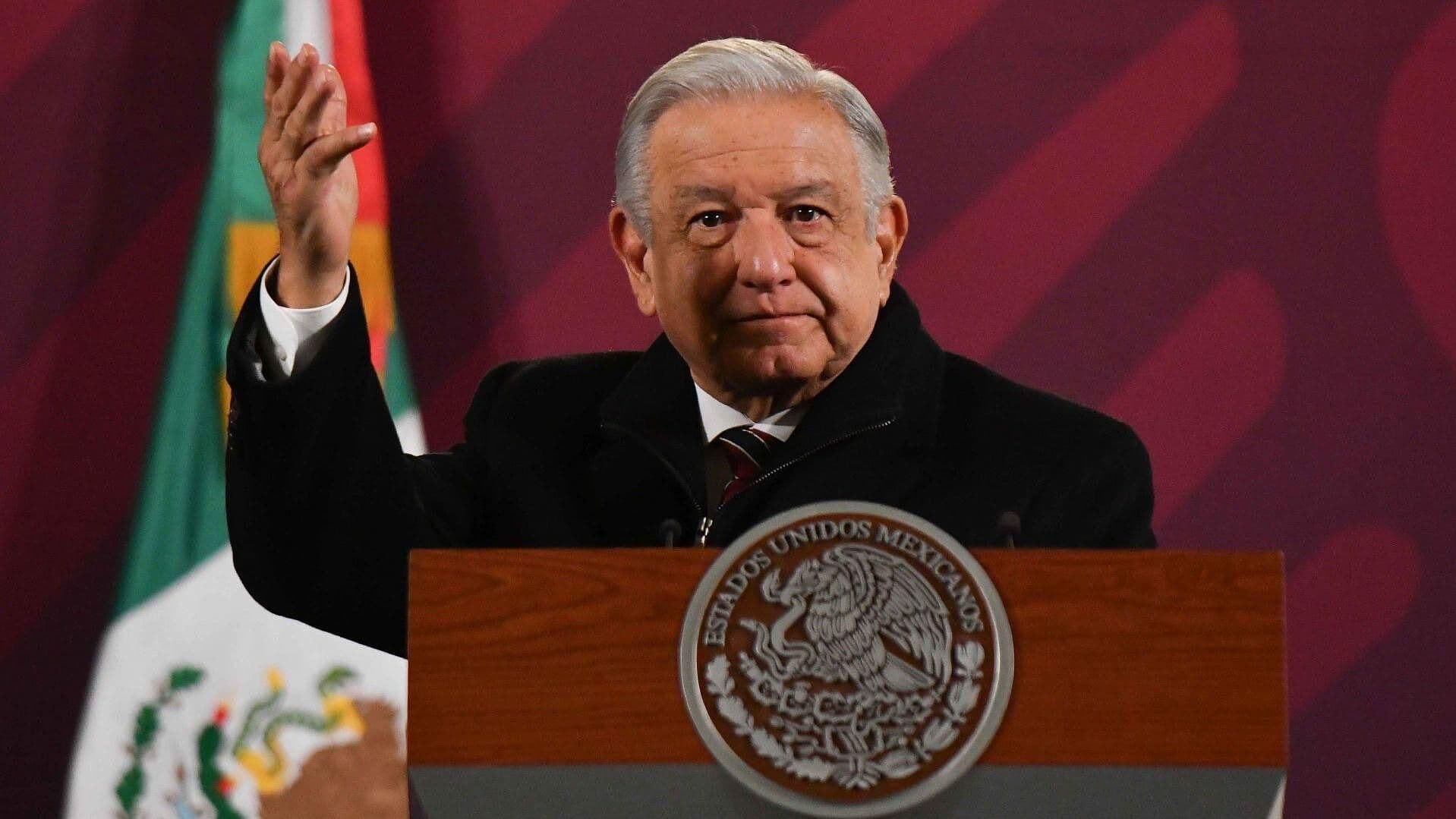 AMLO Confirma Renuncia de Alejandro Encinas
