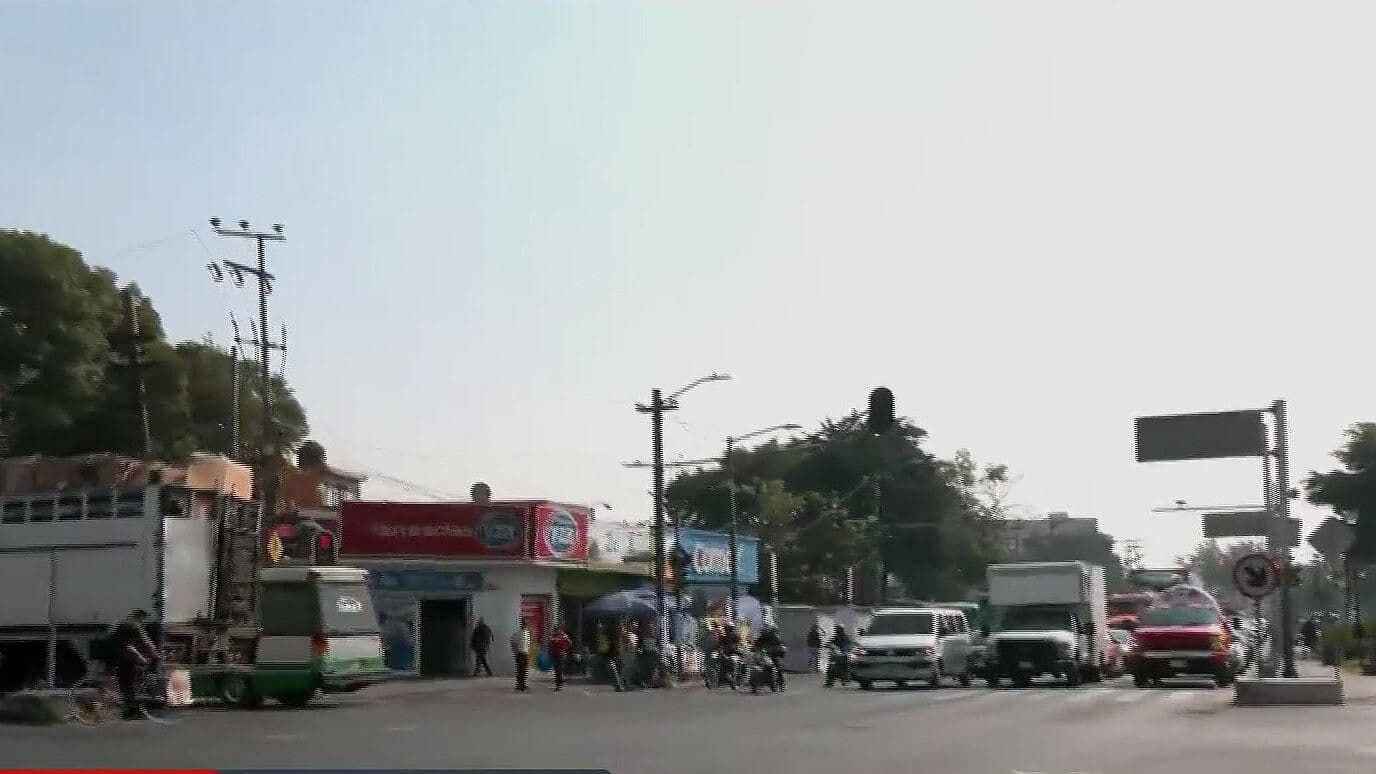 Retiran Bloqueo en Ermita Iztapalapa y Rojo Gómez, CDMX