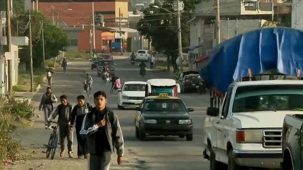 Protestan por Doble Cobro a Negocios en La Resurrección