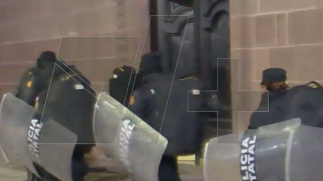 Despliegan Otra Vez Antimotines en Palacio