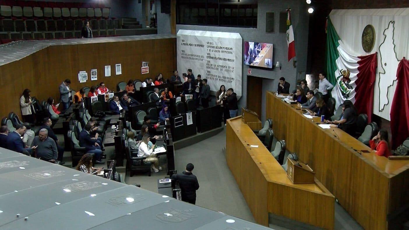 Congreso de NL , Aprueban Regreso de Samuel a Palacio