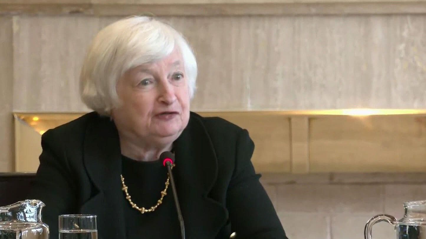 "Maravilloso Ver a Tantas Mujeres Funcionarias en México": Janet Yellen