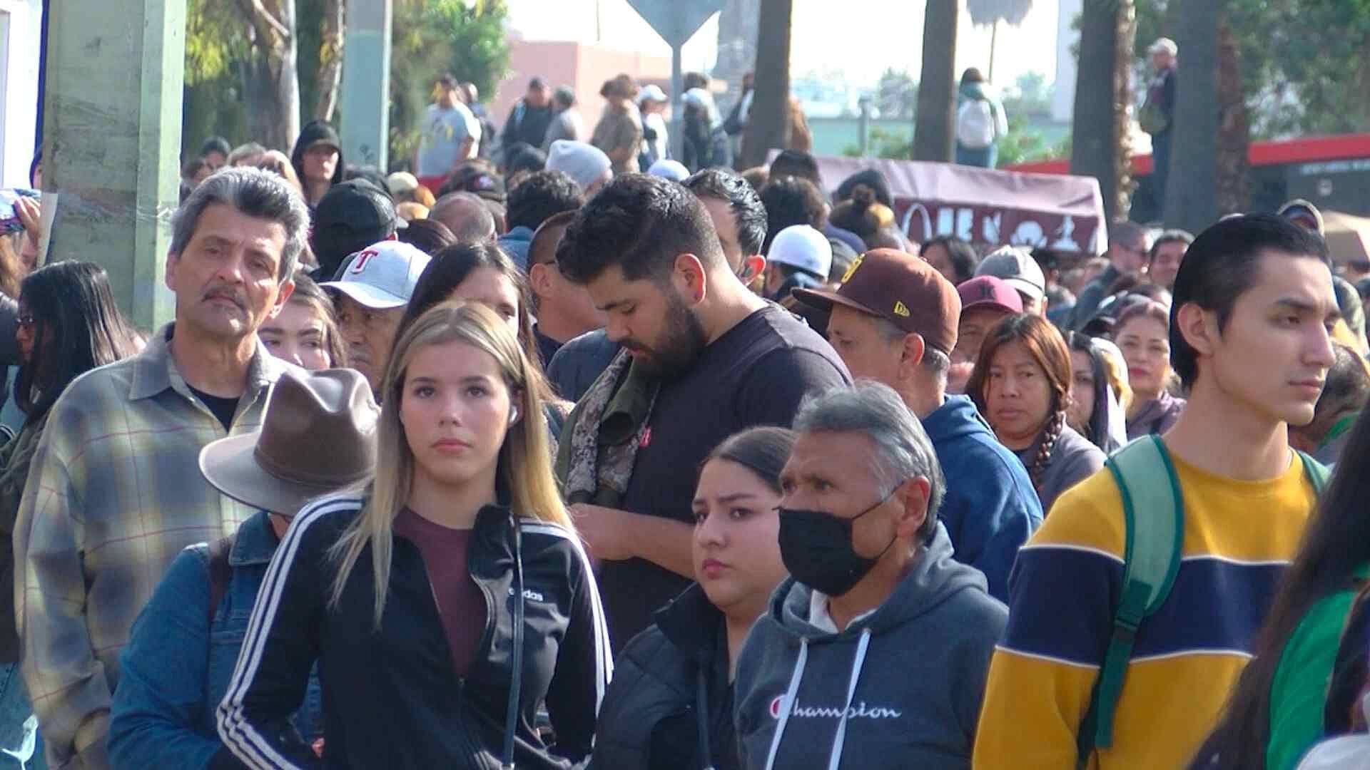 Regresan Filas Kilométricas en la Garita de San Ysidro por Cierre del PedWest