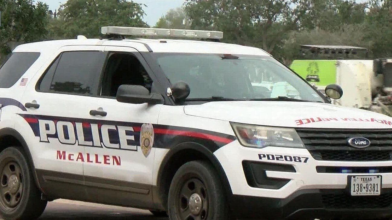 Hombre Intenta Agredir a Oficial de Policía en McAllen y es Abatido