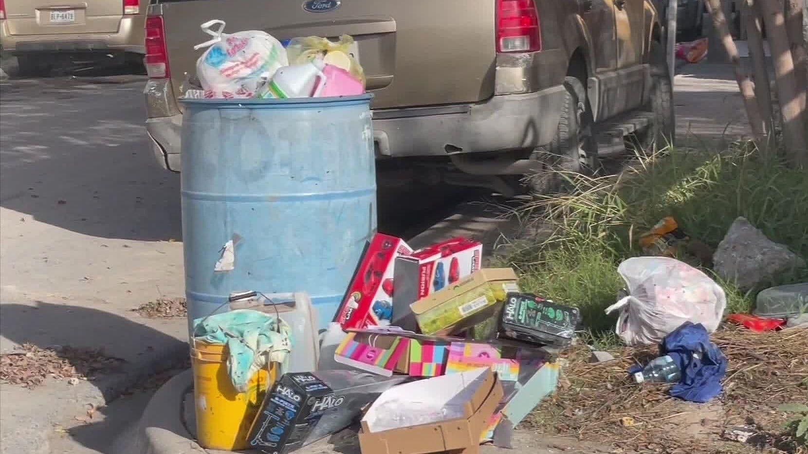 Tras las Festividades, Tambos Lucen Repletos de Basura