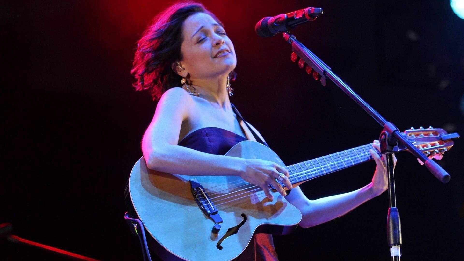 Natalia Lafourcade, la Mujer Más Premiada en los Latin Grammy