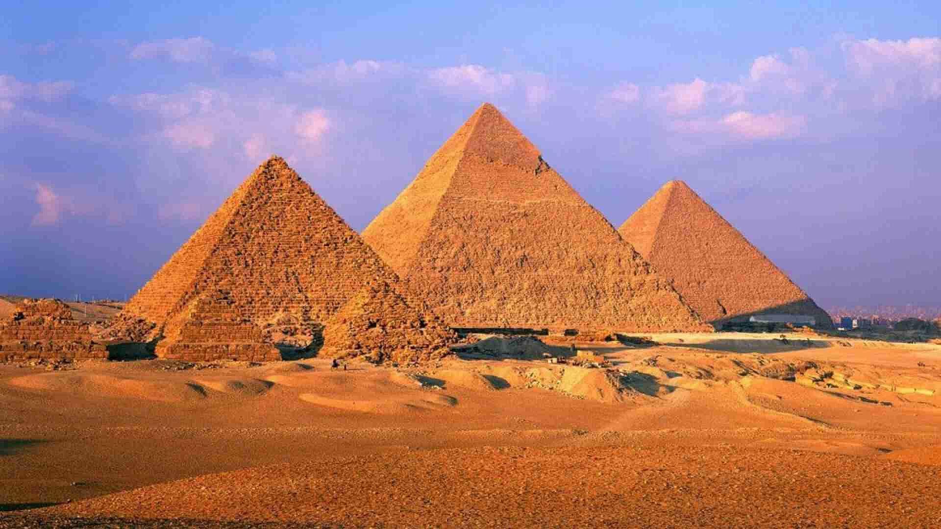Pirámide de Giza, Una de las 7 Maravillas del Mundo Antiguo