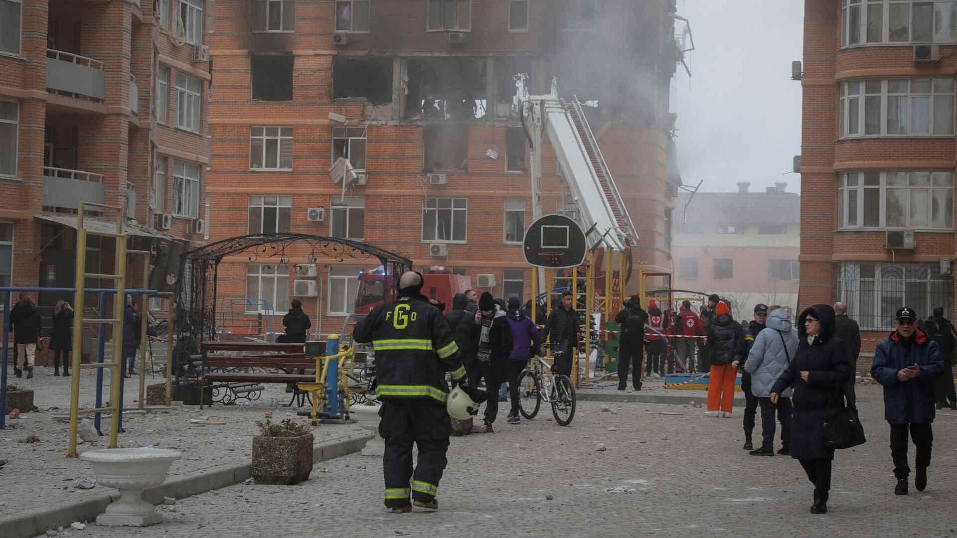 Residentes de Odesa Son Evacuados Ante Intenso Bombardeo de Rusia