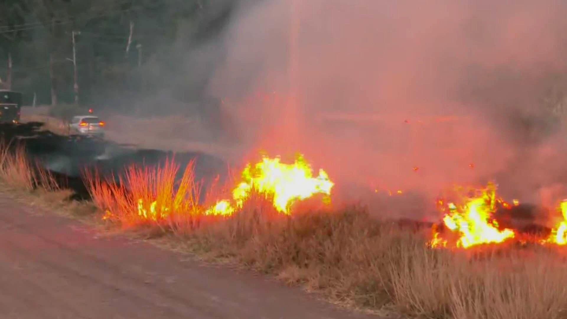 Incendio en Zumpango: Enorme Línea de Fuego se Extiende; Suman 3 Horas