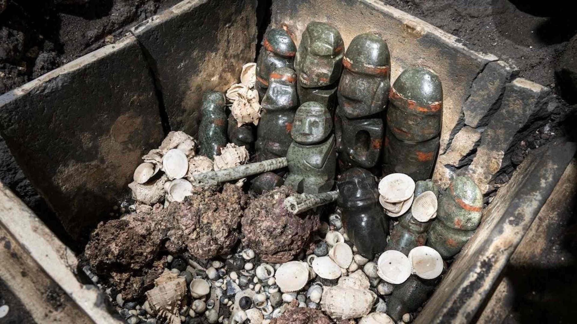 Arqueólogos Dan a Conocer Detalles de la "Cápsula del Tiempo" Dejada por los Mexicas en el Templo Mayor