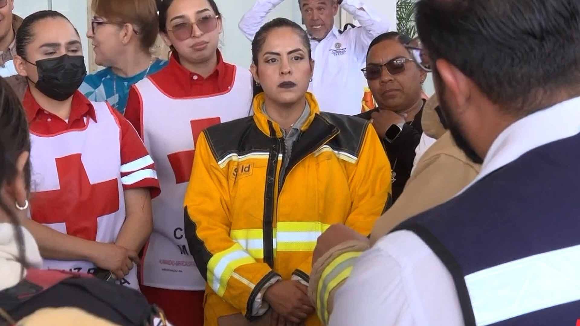 Alejandra Zamarripa es la Primera Mujer en Conducir Vehículos de Emergencia en La Laguna
