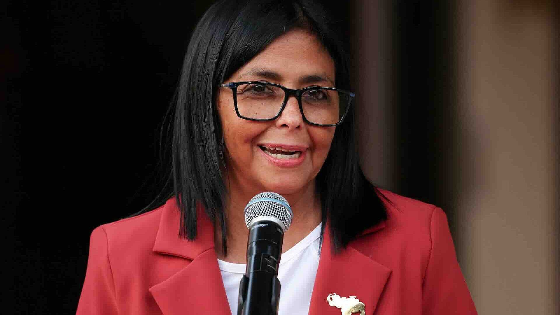 Trump Reconoció Formalmente al Gobierno de Delcy Rodríguez en Venezuela Desde Florida