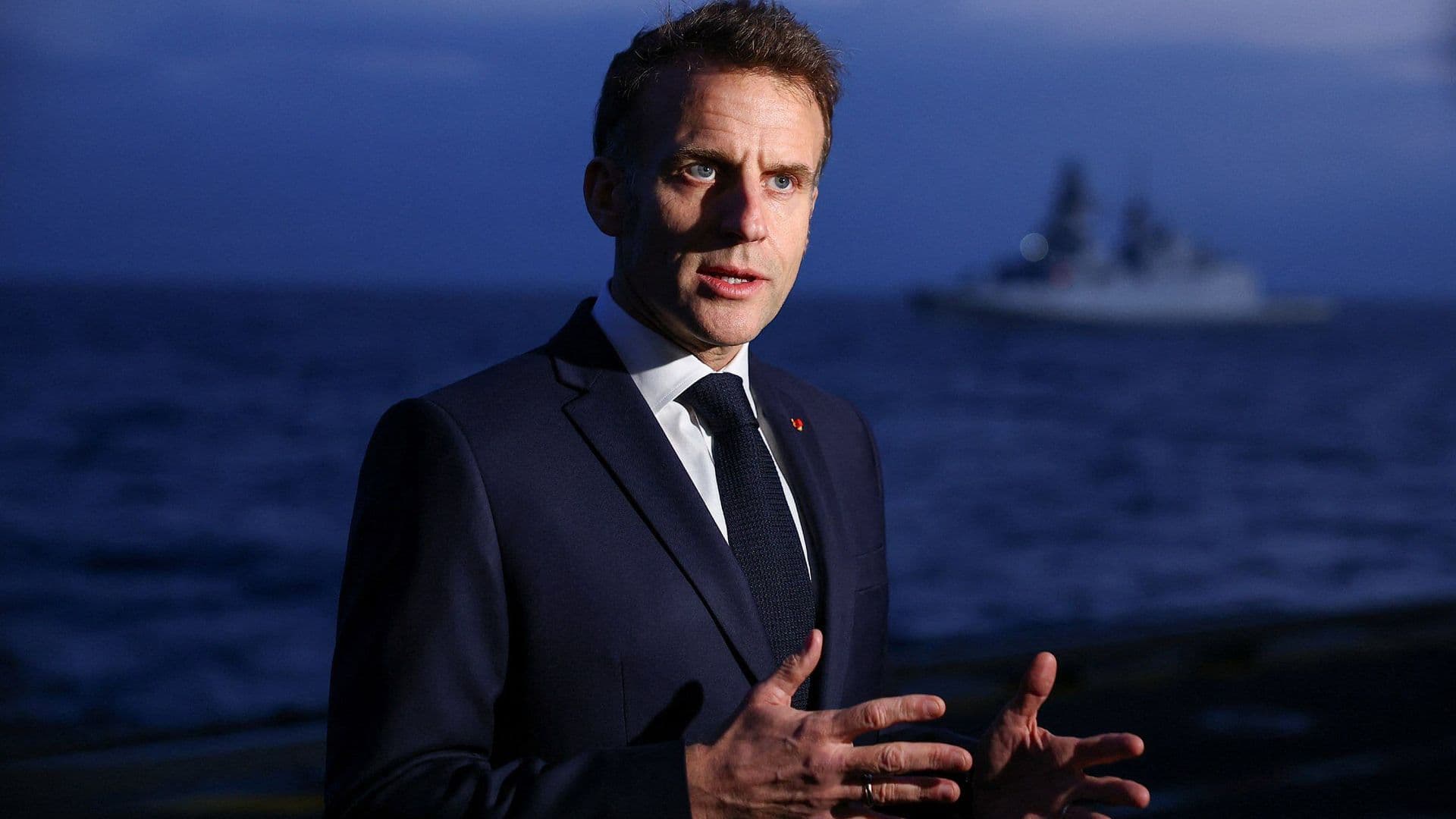 Francia Está Desplegando Buques de Guerra en el Mar Rojo: Macron
