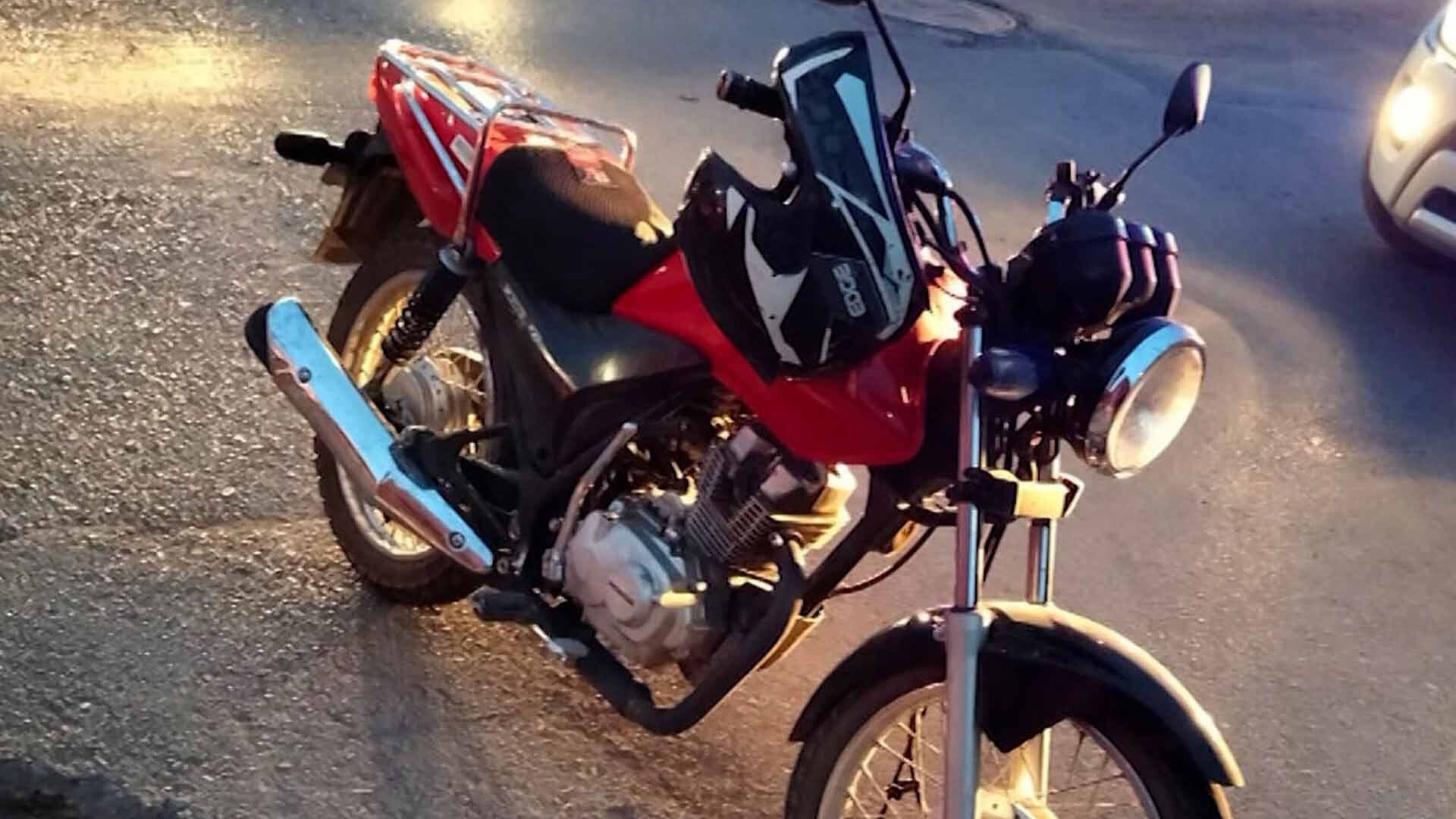 Choque Entre Motocicletas Deja a Mujer Lesionada en el Centro de Lerdo
