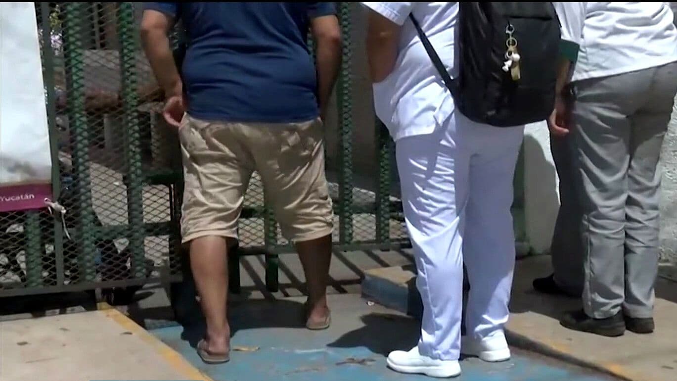 Estudiante con Autismo Cae de Segundo Piso en Conalep de Mérida; Acusan Bullying
