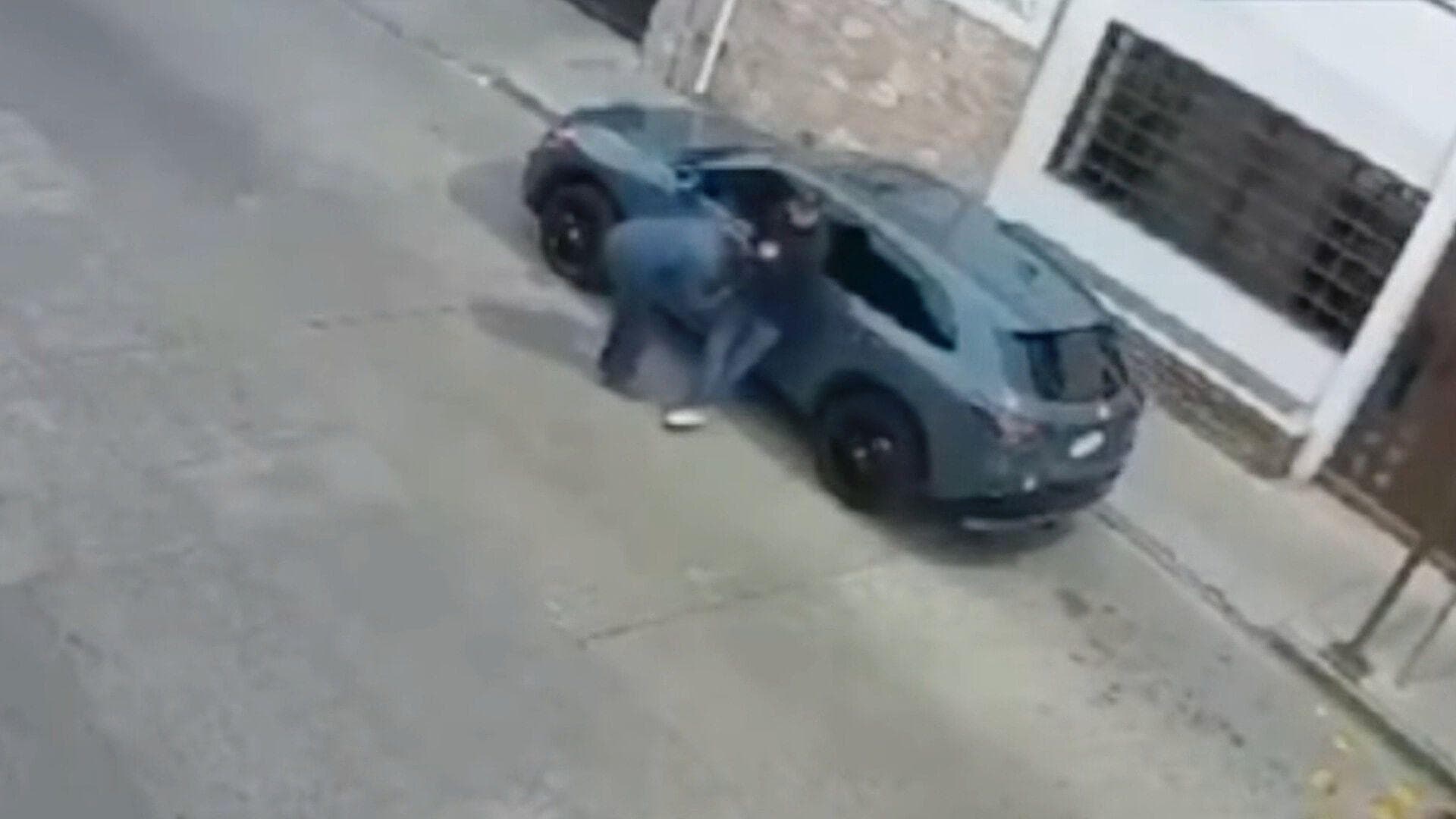 Captan a Dos Hombres Robando un Auto en San José Iturbide Guanajuato