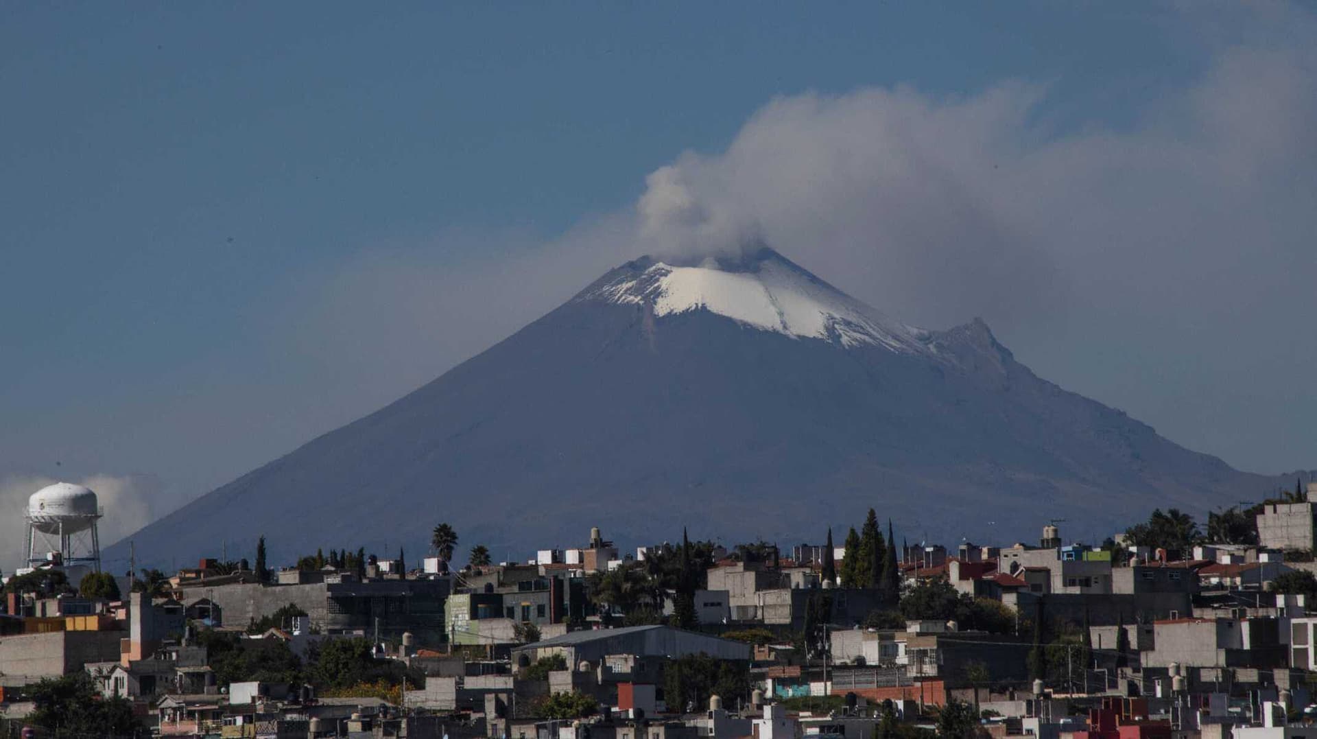 Volcán Popocatépetl Cumple años Hoy; Así Festejan a "Don Goyo"