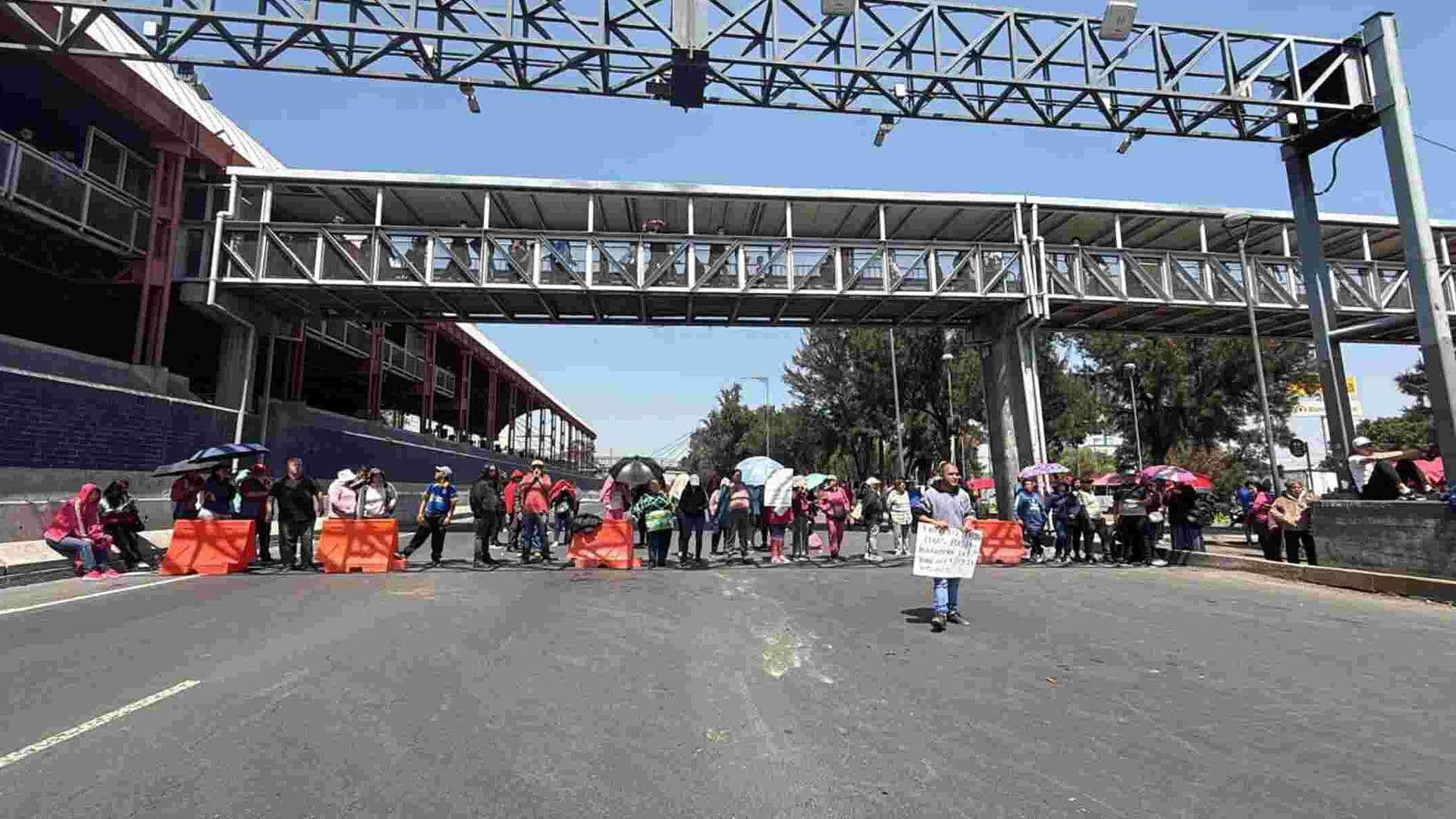 Bloqueo en la Ignacio Zaragoza Genera Caos Vial en CDMX: Alternativas para Evitar la Zona
