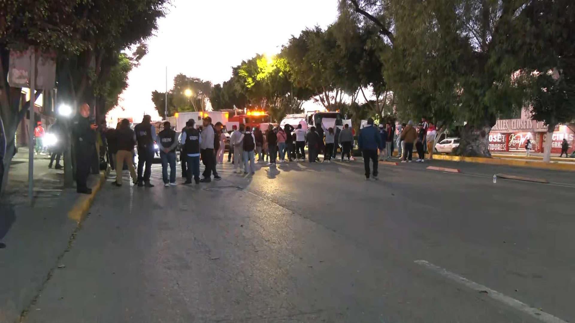 Bloqueo Hoy en Vía José López Portillo de Ecatepec: Protesta de Anexos Cierra Ambos Sentidos