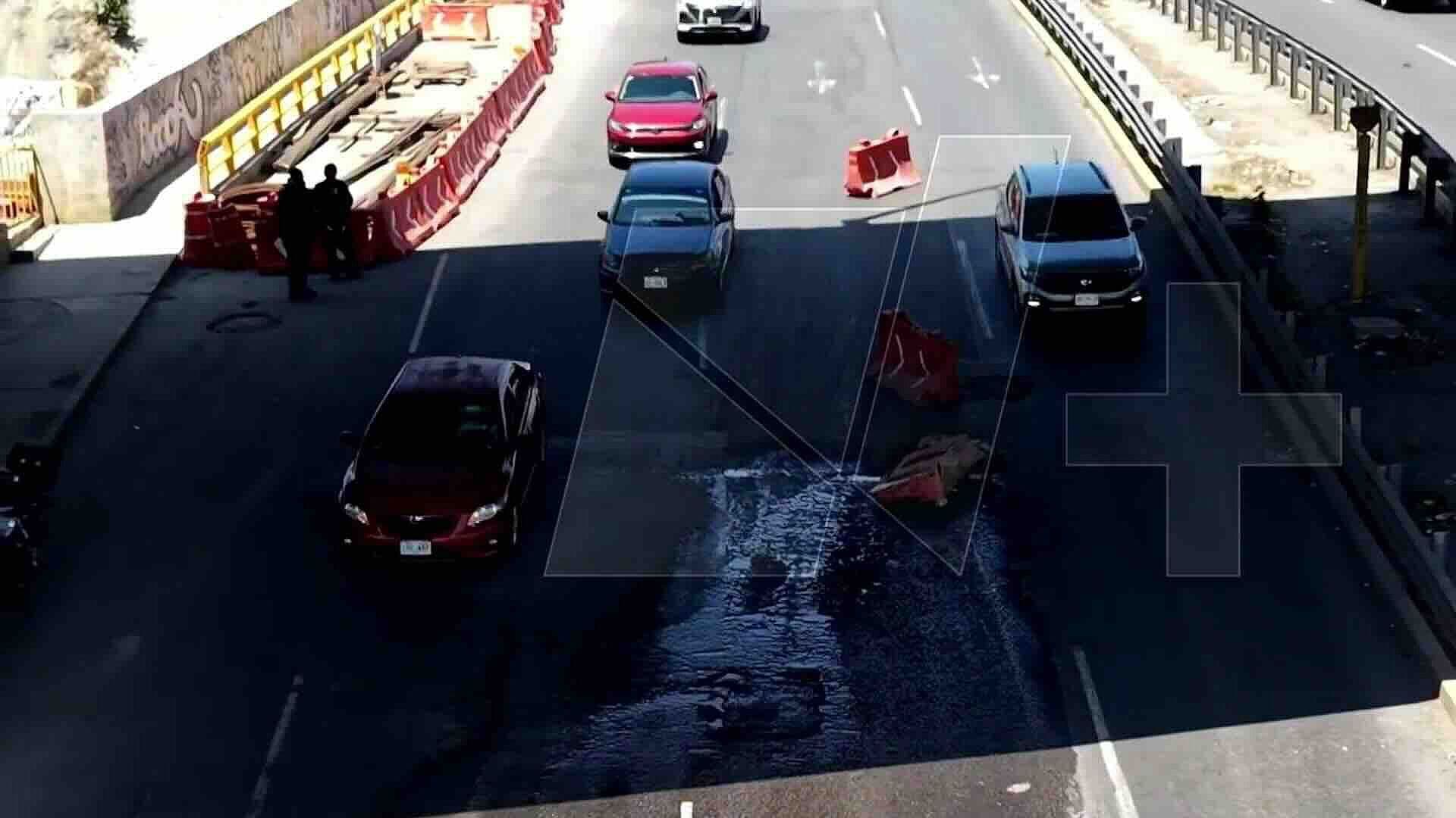 Fuga de Agua en López Mateos y Paso de Cristo en Tlanepantla Edomex Desperdicia Miles de Litros