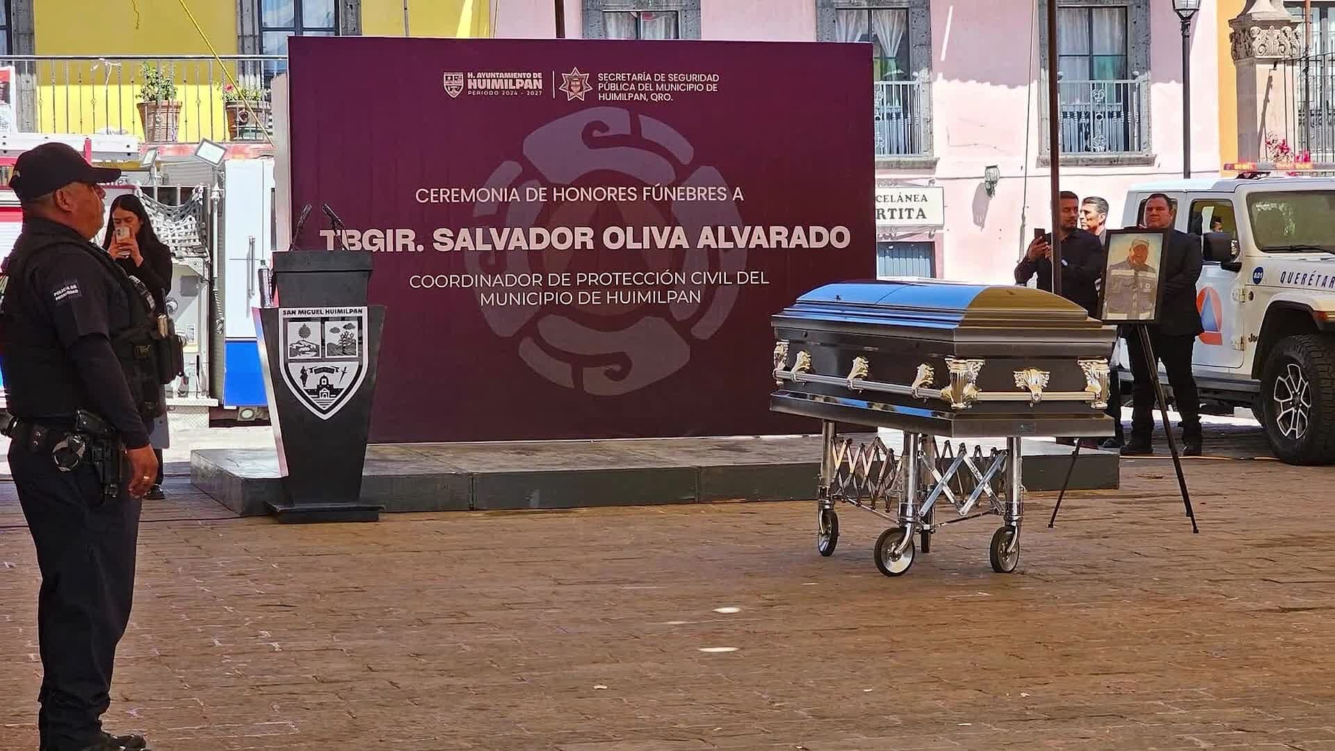 Despiden con Honores a Coordinador de PC de Huimilpan; Falleció por Presunta Negligencia