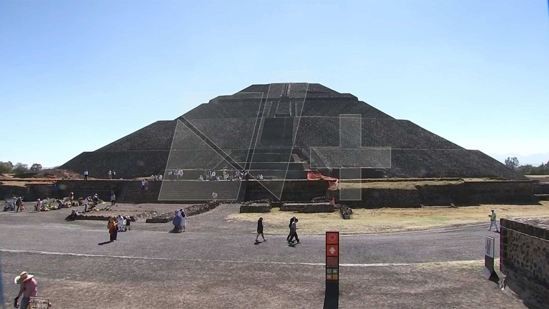 Equinoccio de Primavera 2026 en Teotihuacán: Miles de Turistas Reciben la Energía del Sol