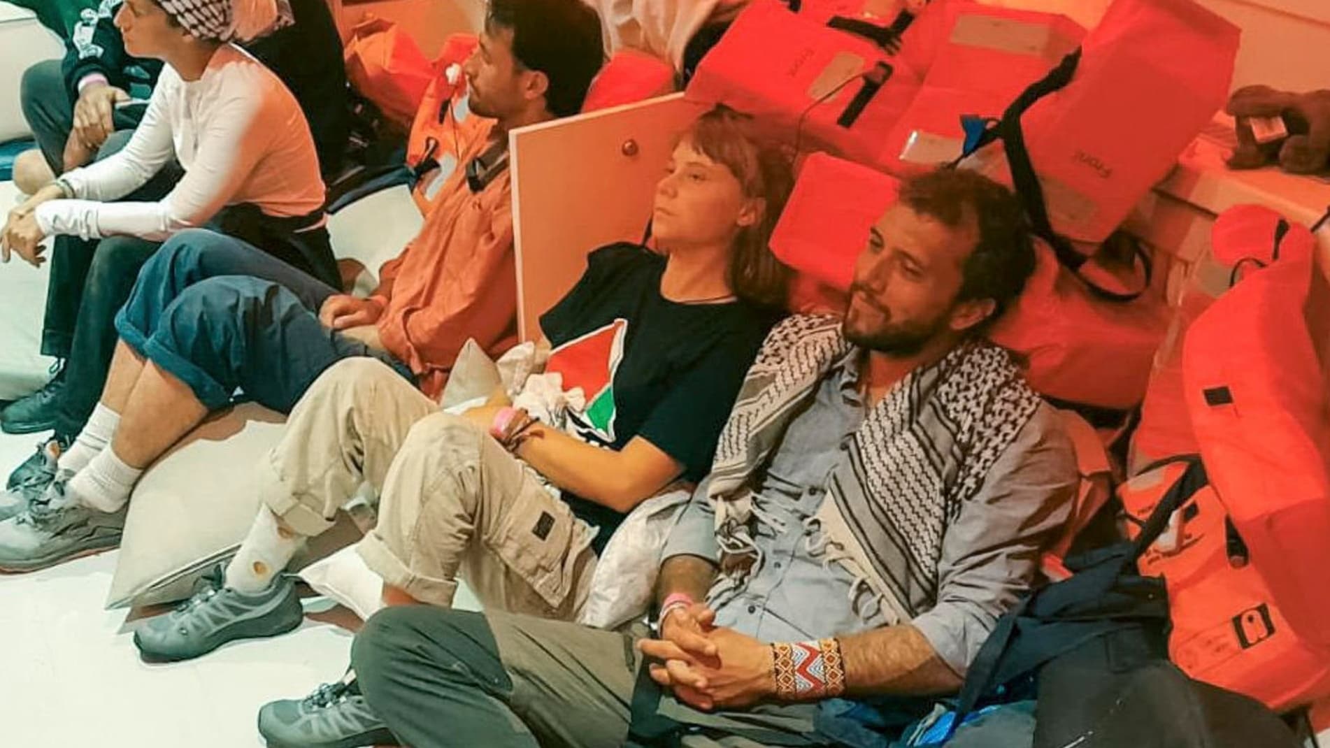"Fue Golpeada y Arrastrada del Cabello", Activistas Denuncian Maltratos Contra Greta Thunberg
