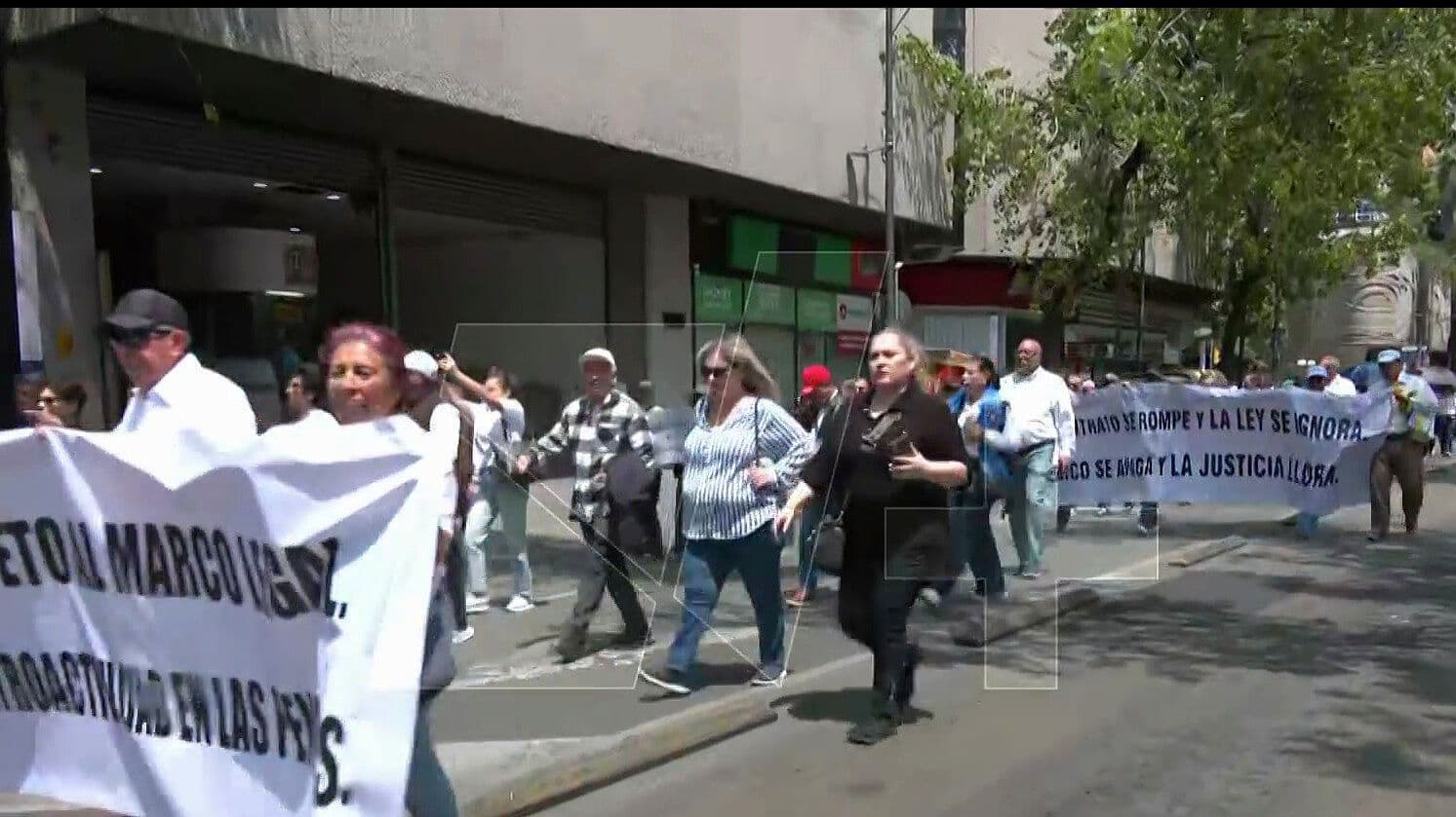 Manifestaciones Hoy en CDMX: Extrabajadores de CFE Marchan en Insurgentes