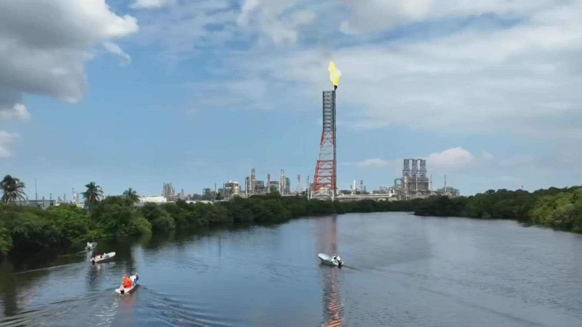 Así es la Contaminación de Hidrocarburos en Río Seco, Paraíso, Tabasco