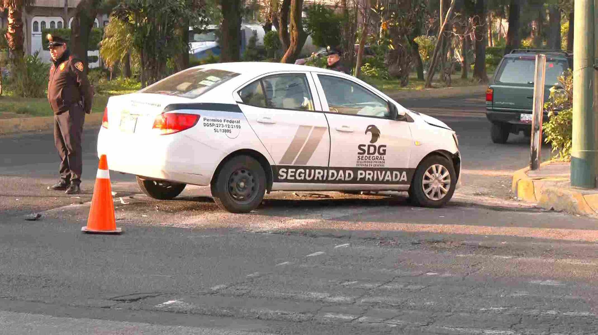 Chocan Auto y Vehículo de Seguridad Privada en San Juan de Aragón, CDMX