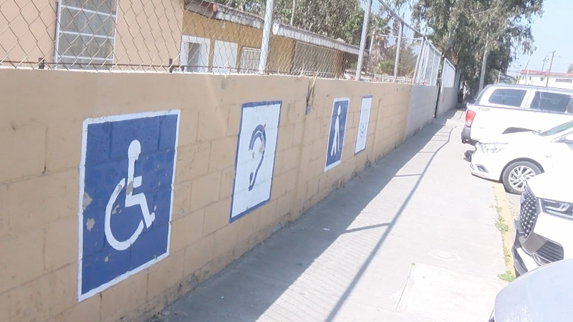¿Por Qué es Más Difícil Detectar el Autismo en Niñas? Esto Dicen Médicos en BC