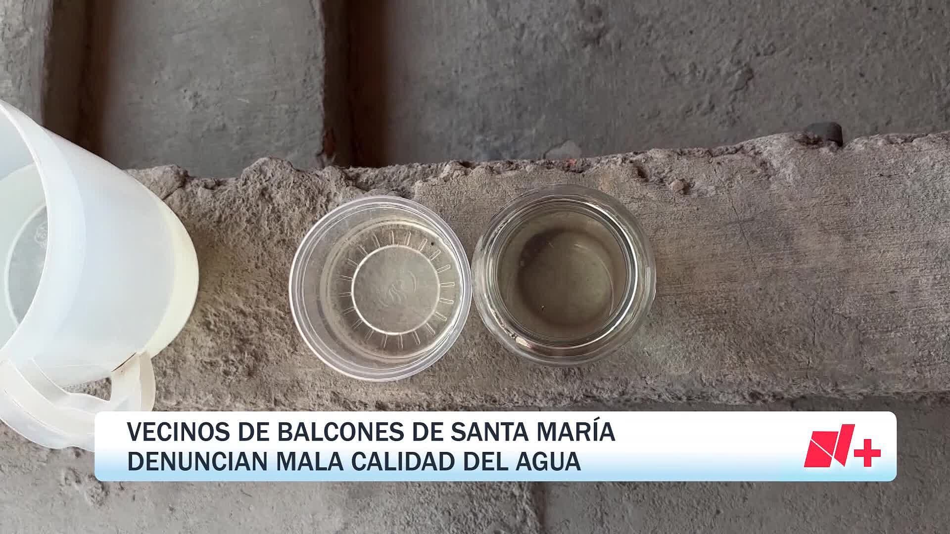 Niños Van a la Escuela con Uniformes Amarillentos por Agua Sucia Tlaquepaque