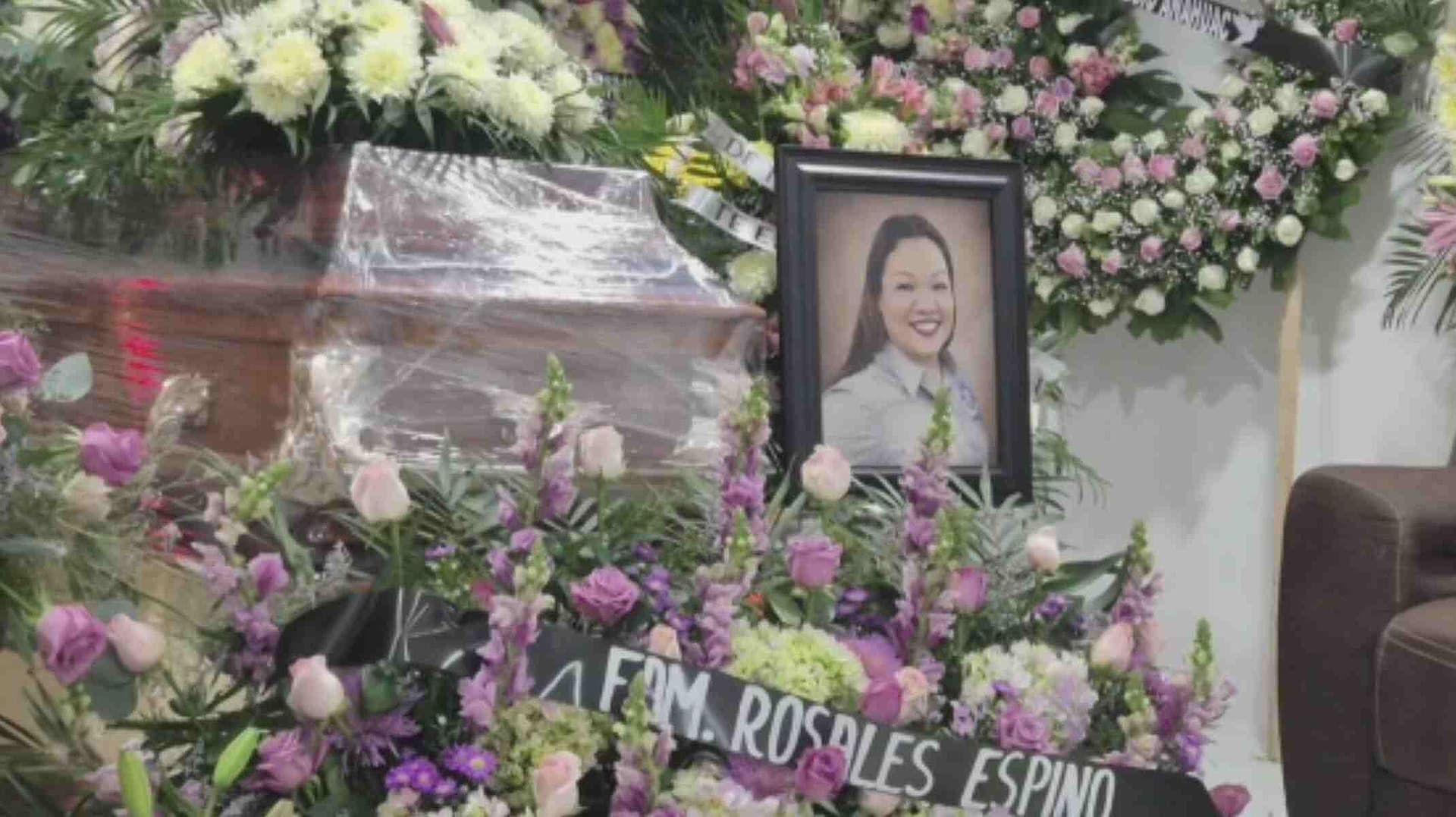 Dan Último Adiós a Maestra Asesinada en la Preparatoria Makárenko de Lázaro Cárdenas, Michoacán