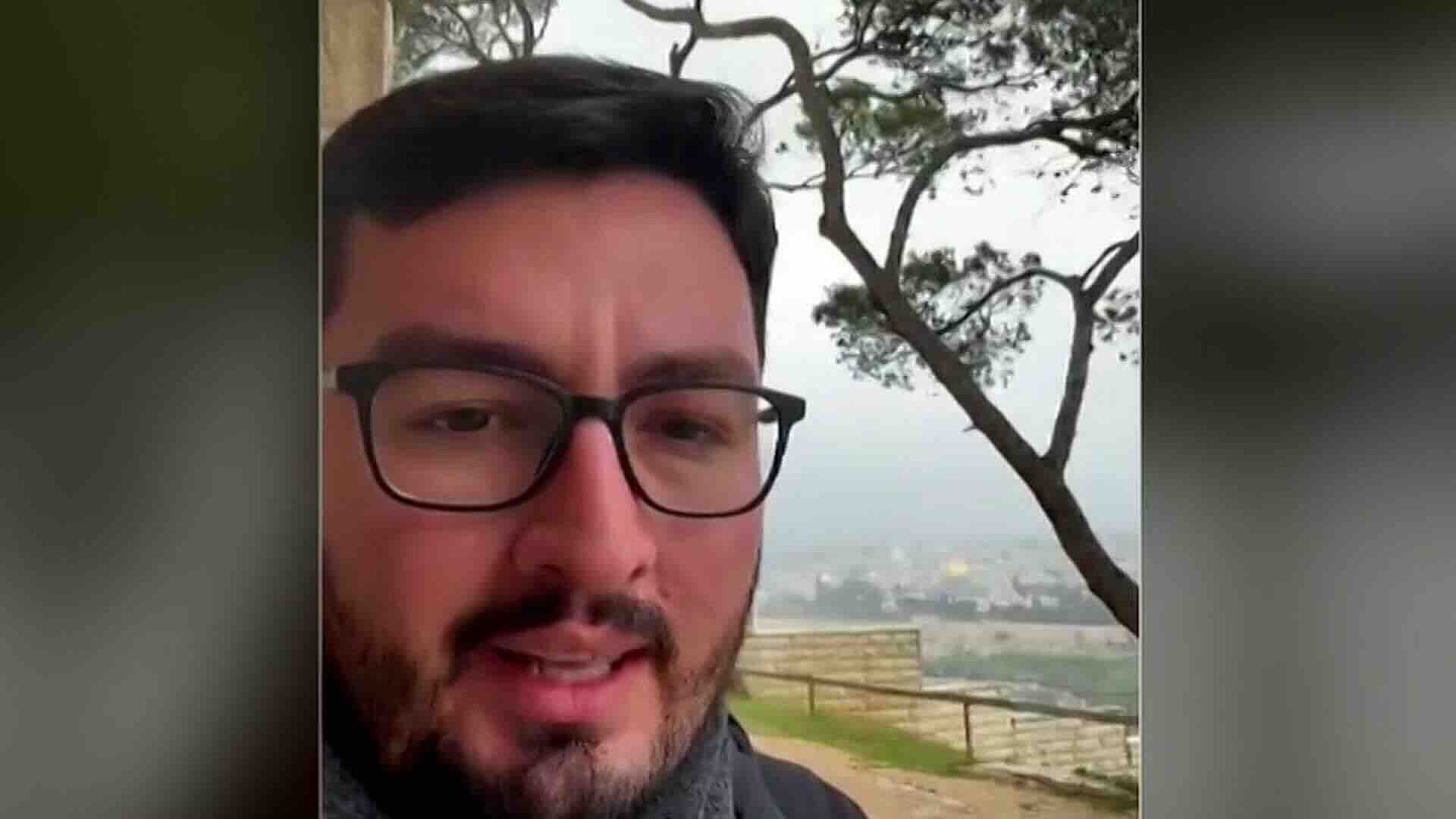 Alerta en Jerusalén: Ataque Aéreo Suena Mientras Corresponsal Reportaba Cierre del Santo Sepulcr