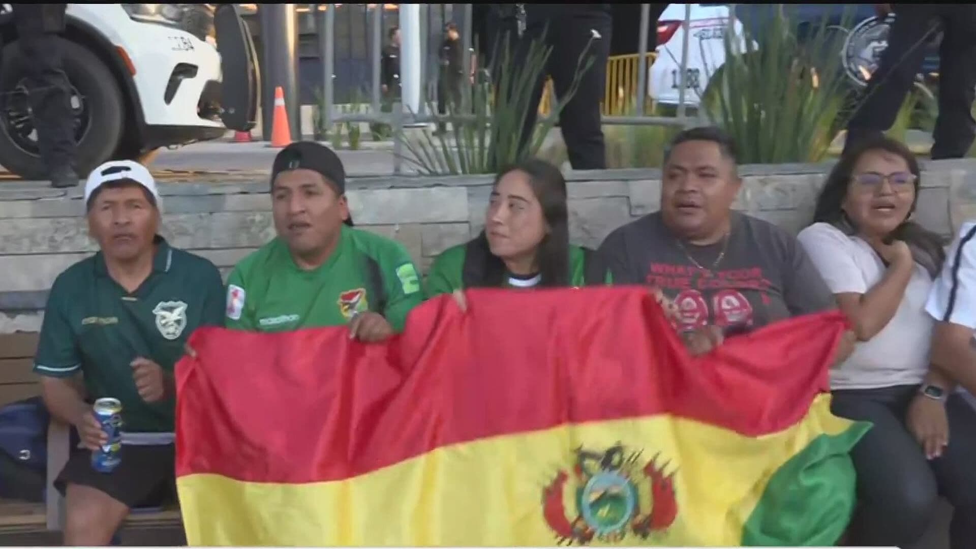Llegan a Nuevo León Más Aficionados Bolivianos