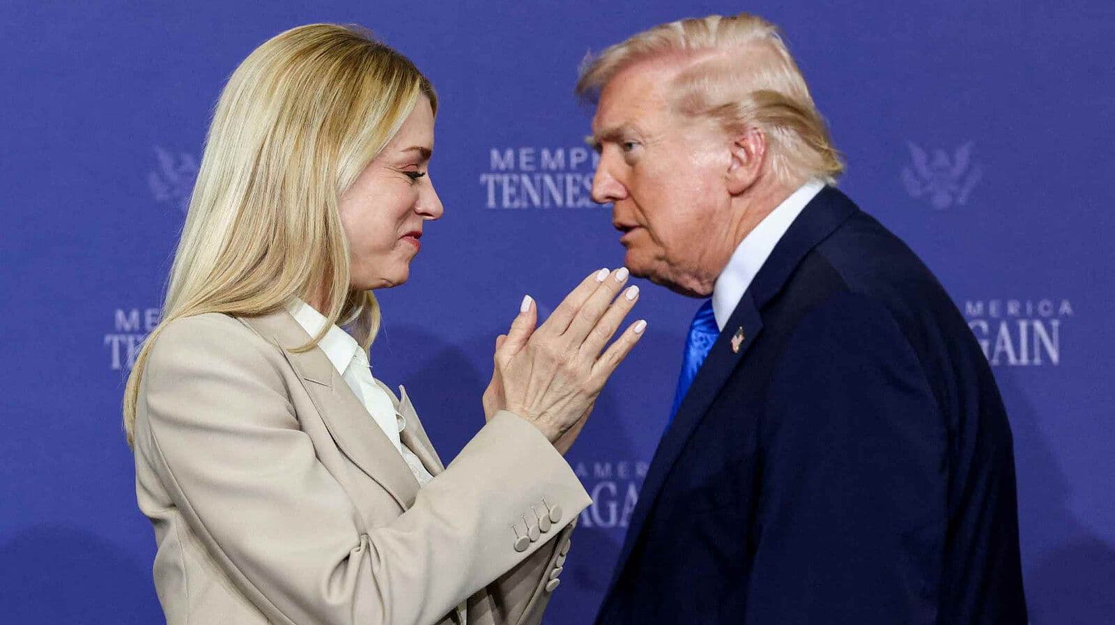Trump Confirma Salida de Pam Bondi; Todd Blanche Será Fiscal Interino en EUA