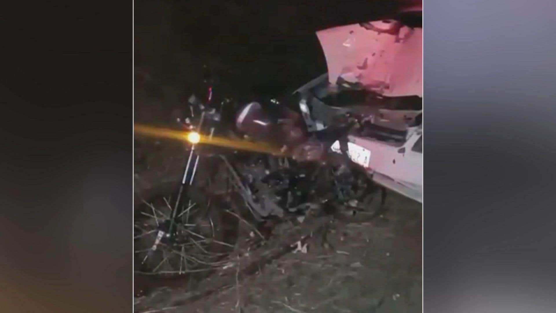 Tragedia en Chalco: Familia Completa Viaja en Moto y Joven en Auto los Impacta; Muere Madre e Hijo de 5 Años