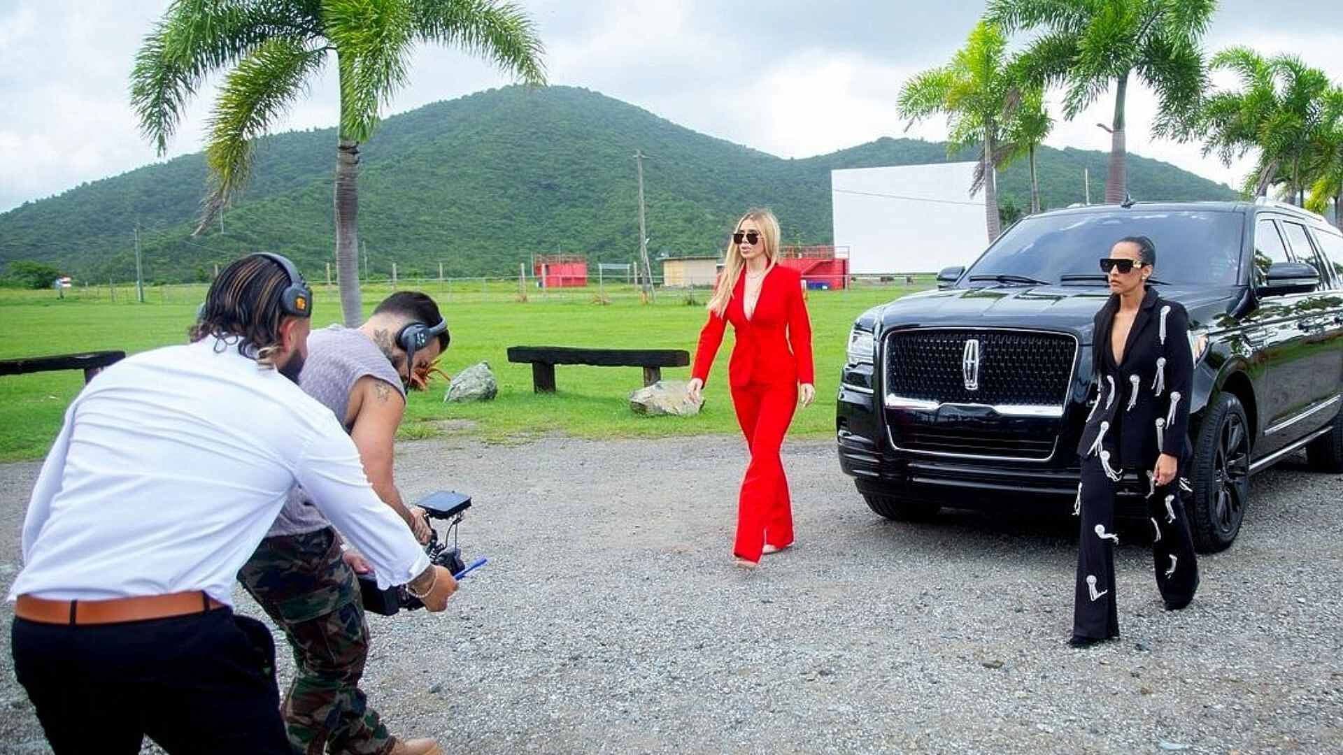 Emma Coronel, Esposa de 'El Chapo' Guzmán, Inicia su Carrera como Modelo en un Videoclip