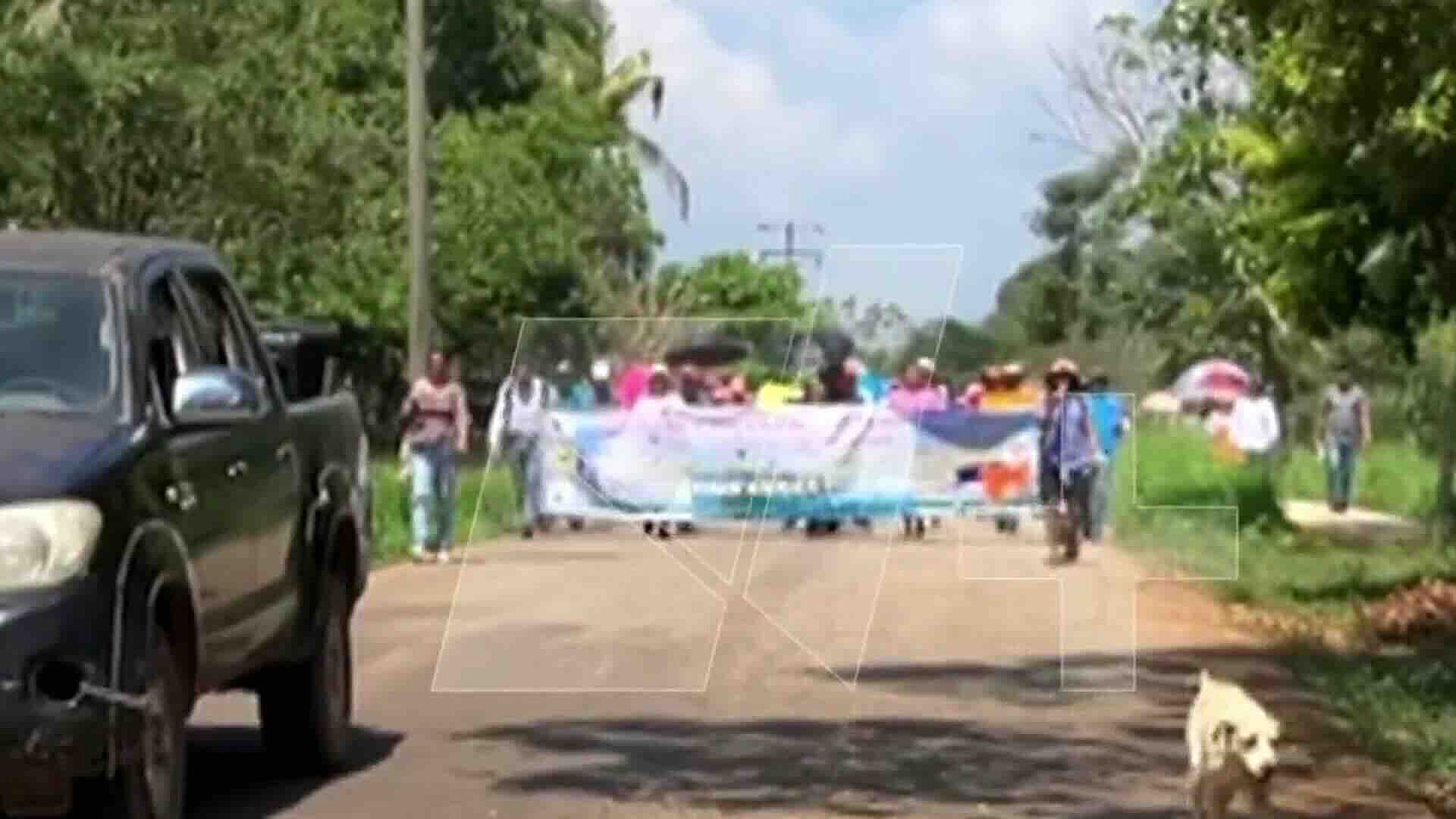 Protestan por Derrame de Combustible en Golfo de México en Pajapan, Veracruz