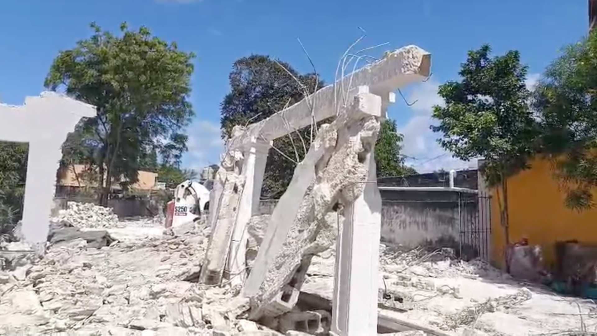 Derrumbe de Construcción Deja Dos Personas Lesionadas en Mérida, Yucatán