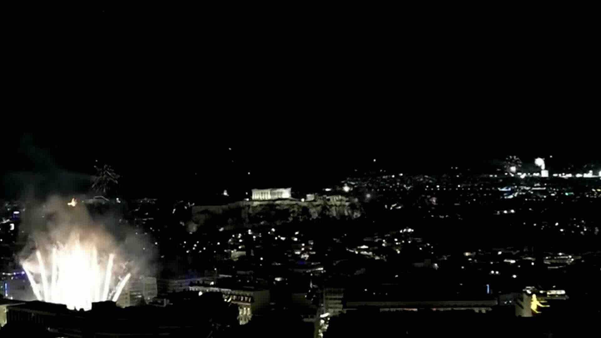 Ya es Año Nuevo 2026 en Atenas, Grecia: Así se Iluminó el Cielo
