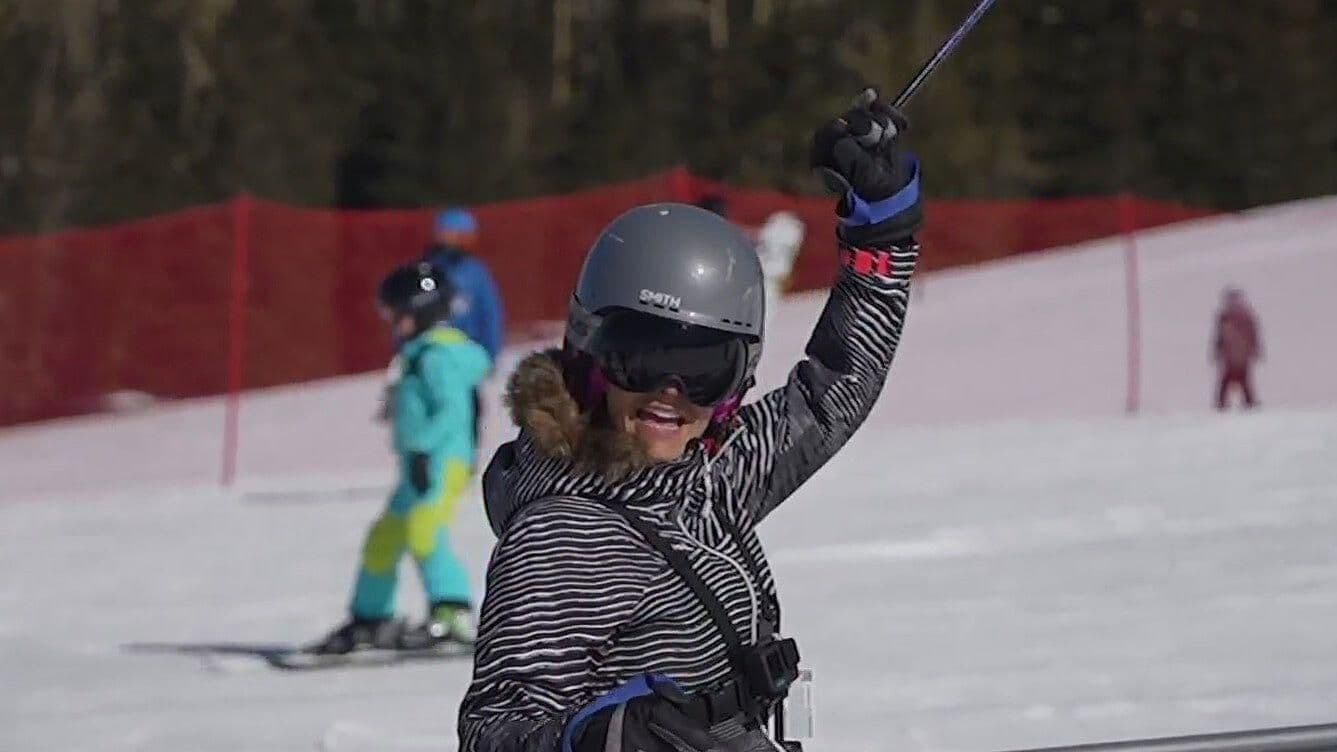 Gina Holguín se Fue a Esquiar en Snowbowl, Arizona, EUA