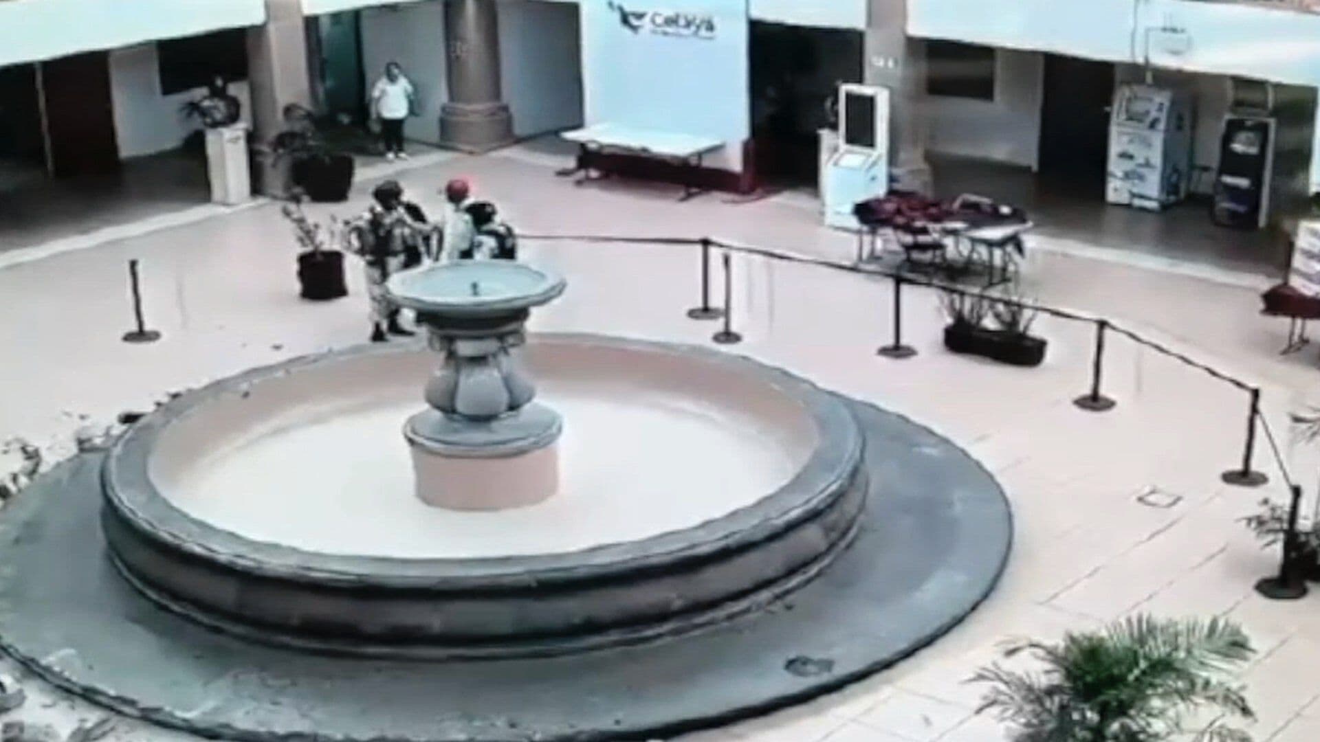 Reparan Fuente de Presidencia de Celaya Tras Sufrir Daños por un Ciudadanos
