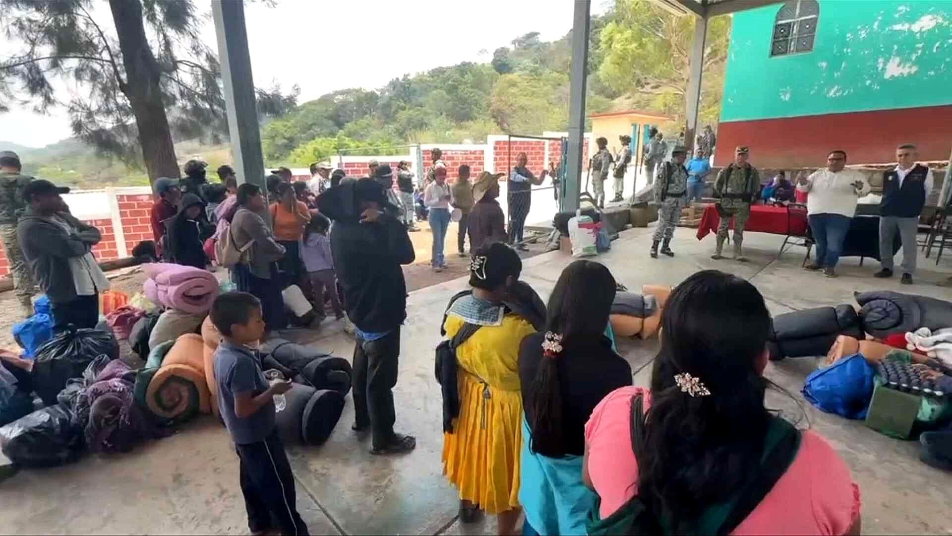 Desplazados por la Violencia en Chilapa, Guerrero, Comienzan a Regresar a sus Viviendas