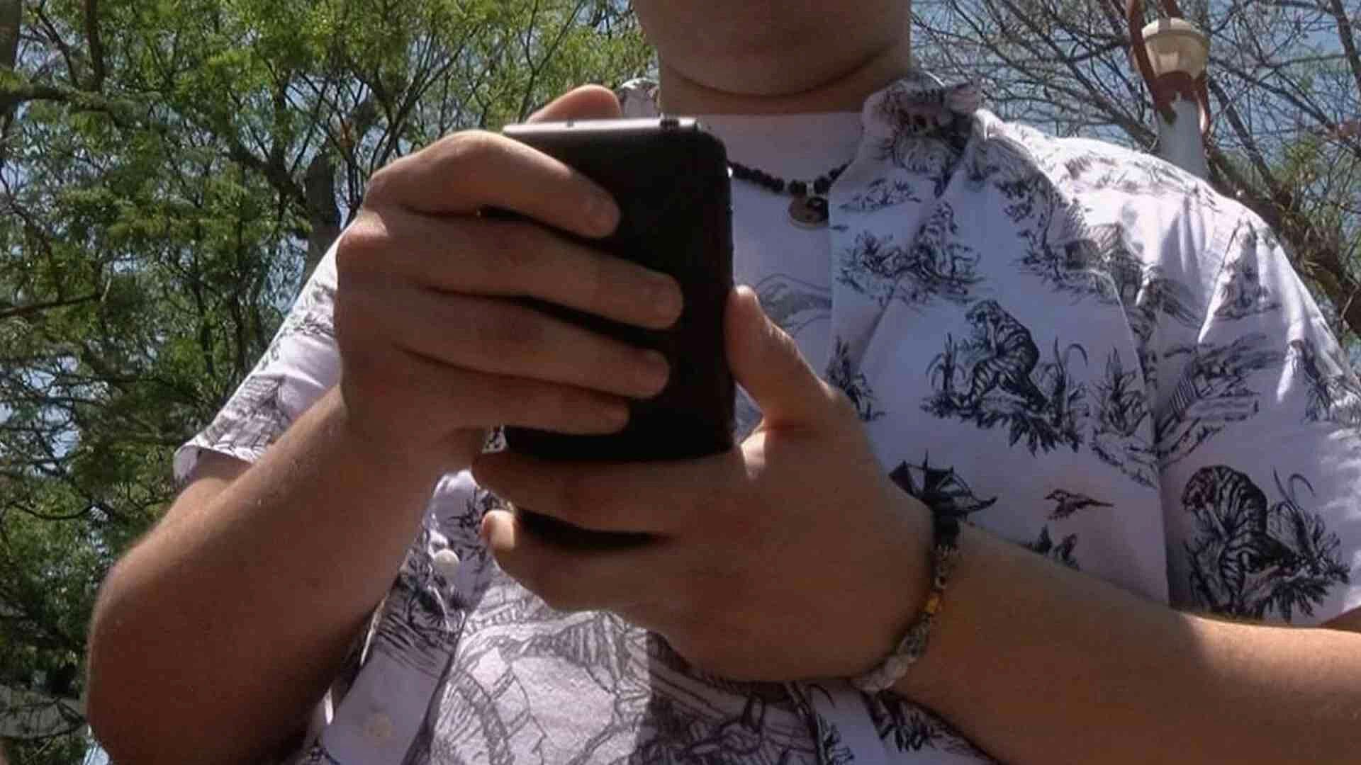 Alerta en Jalisco: Redes Sociales y Videos Musicales Ostentosos son Usados por el Crimen para Reclutar Jóvenes