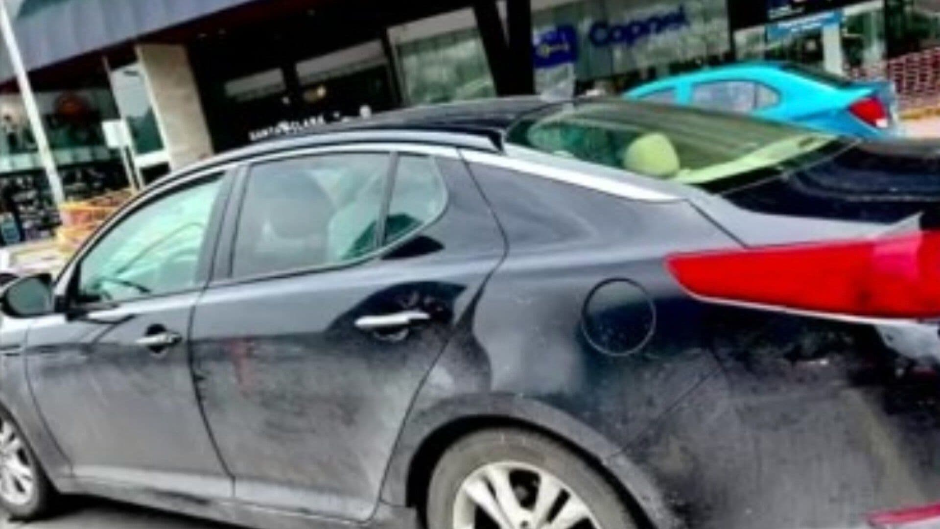 Detienen a Padre y Madre tras Encerrar a su Hijo en Auto en Guadalupe, Nuevo León