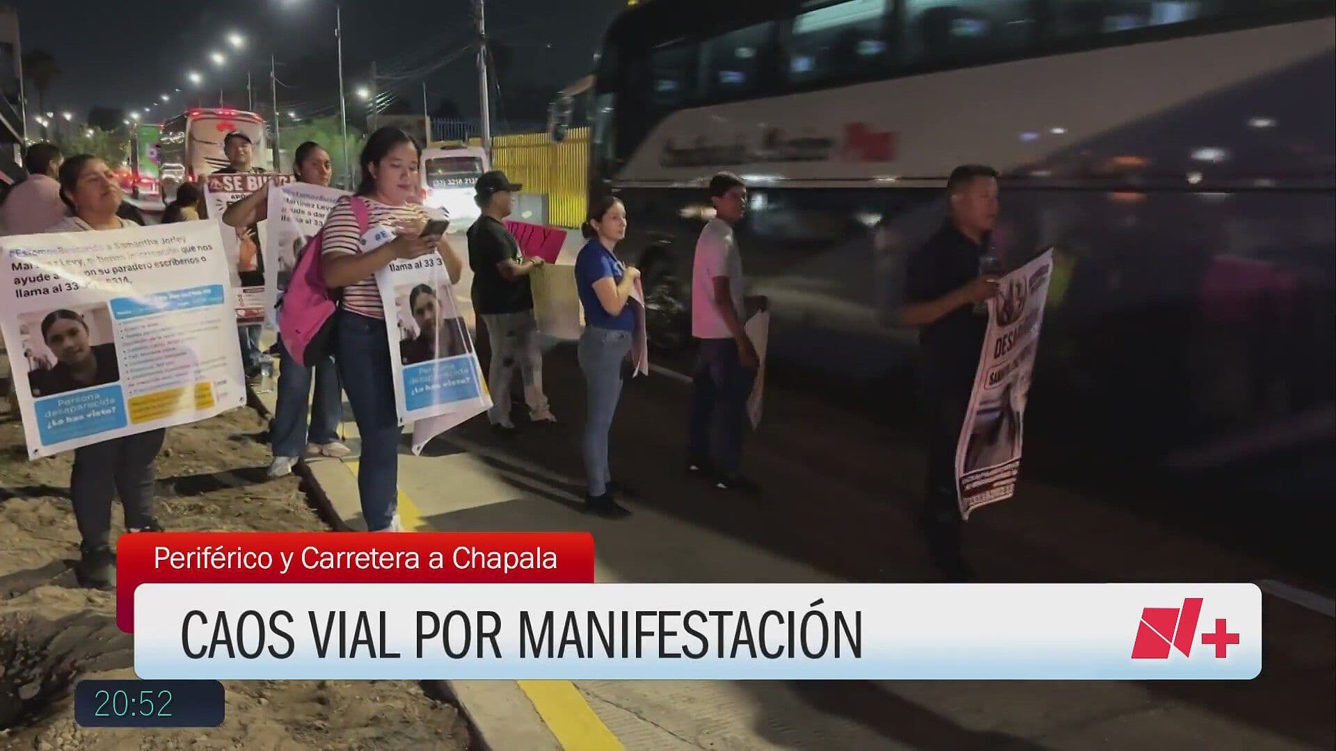 Cierran Periférico Por Manifestación Para Localizar A Samantha, una Joven Desaparecida