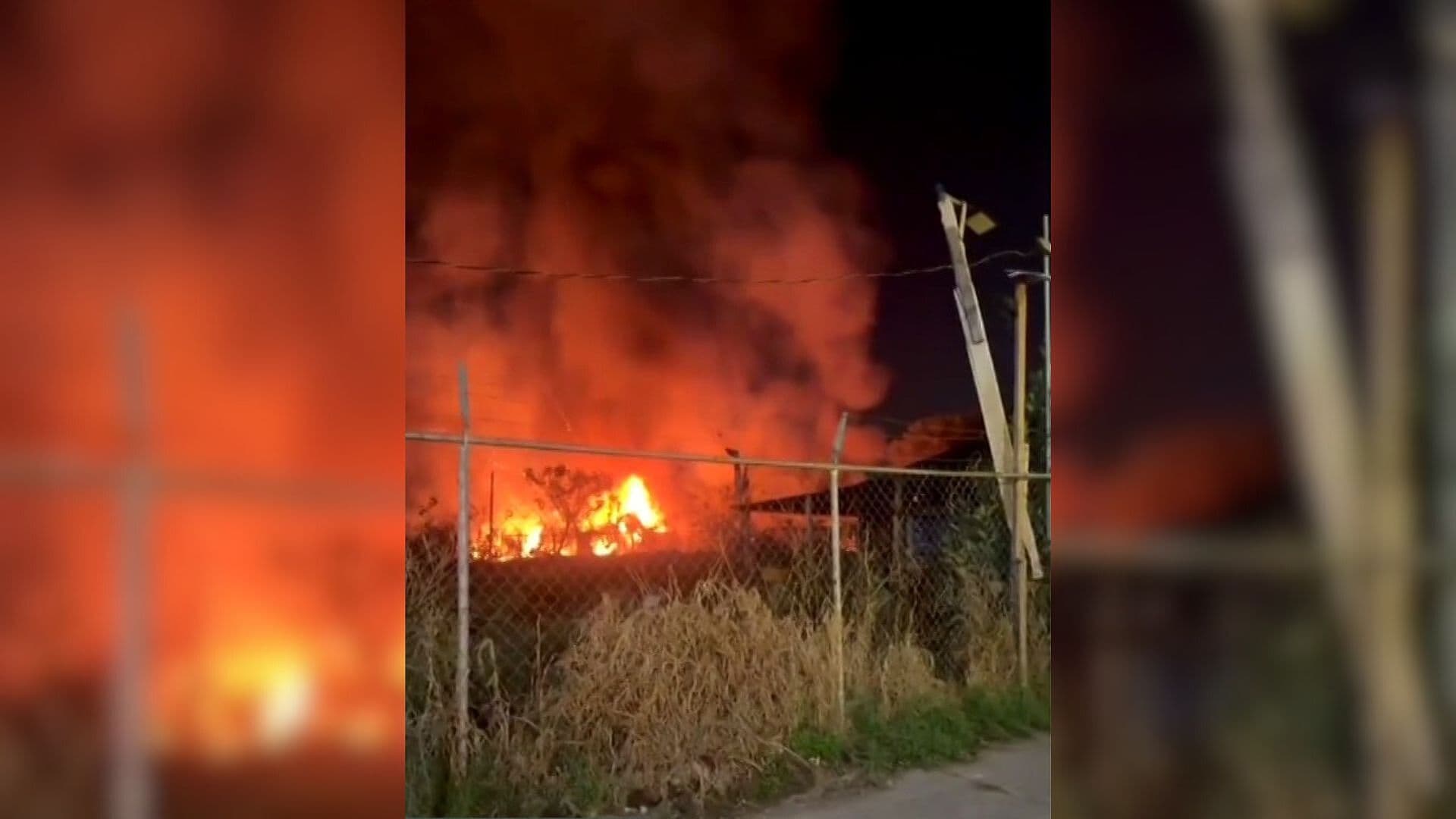 Explosión de Pirotecnia Sacude Tultepec, Edomex; Estallan Bodega Junto al Mercado de San Pablito