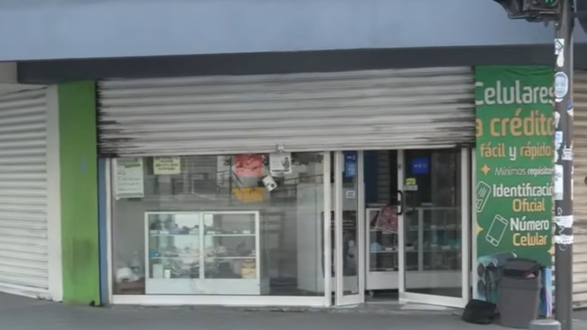 Reportan Presunto Robo a Local de Celulares en el Centro de Monterrey Nuevo León